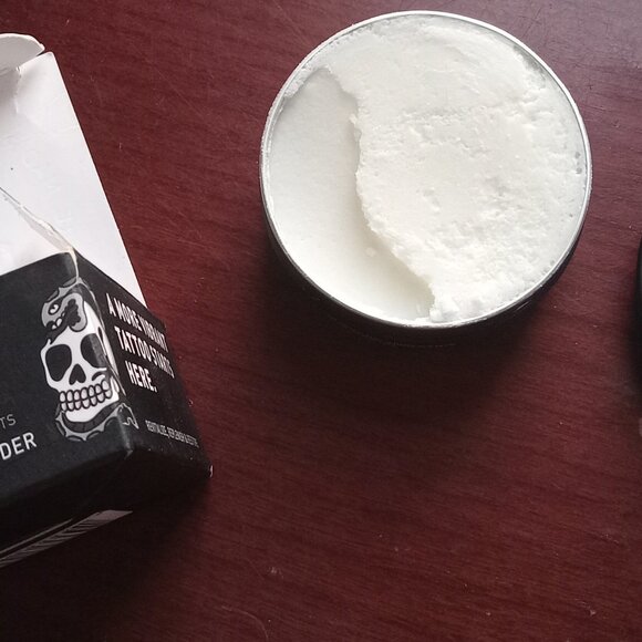 MAD RABBIT TATTOO CARE - ENHANCE - FRANKINCENSE & LAVENDER BALM 1.7 OZ - Picture 3 of 9